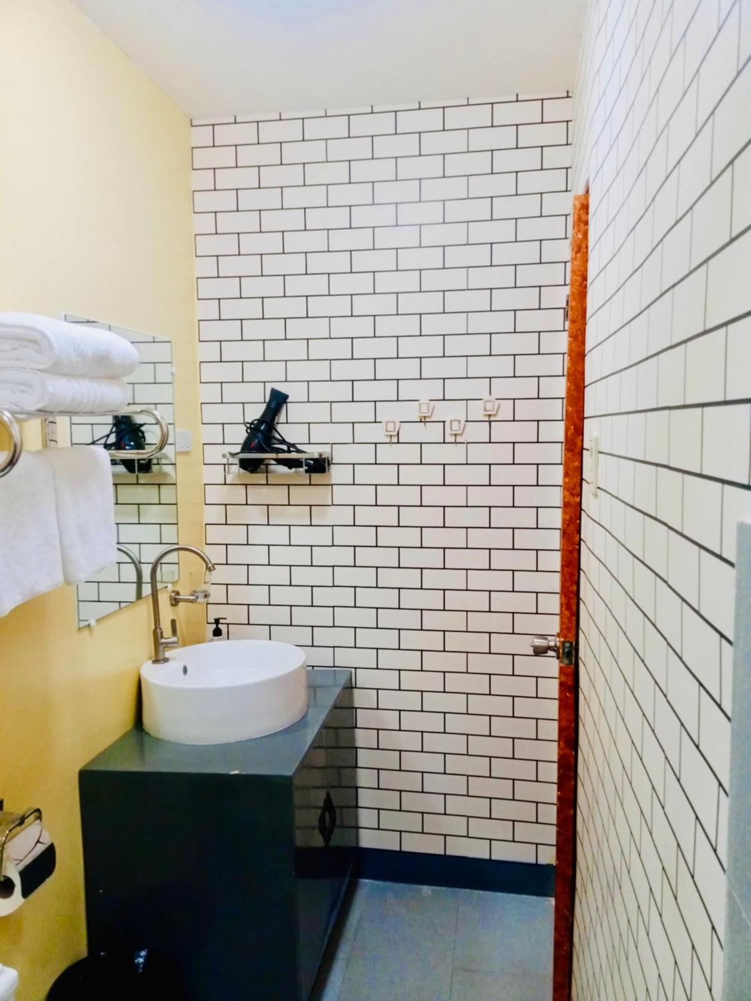Serena Rooms 爱妮岛 外观 照片